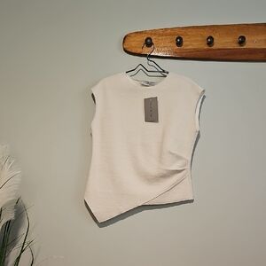 !!!NWT!!! Asymmetrical Cream Sleeveless Top, Small